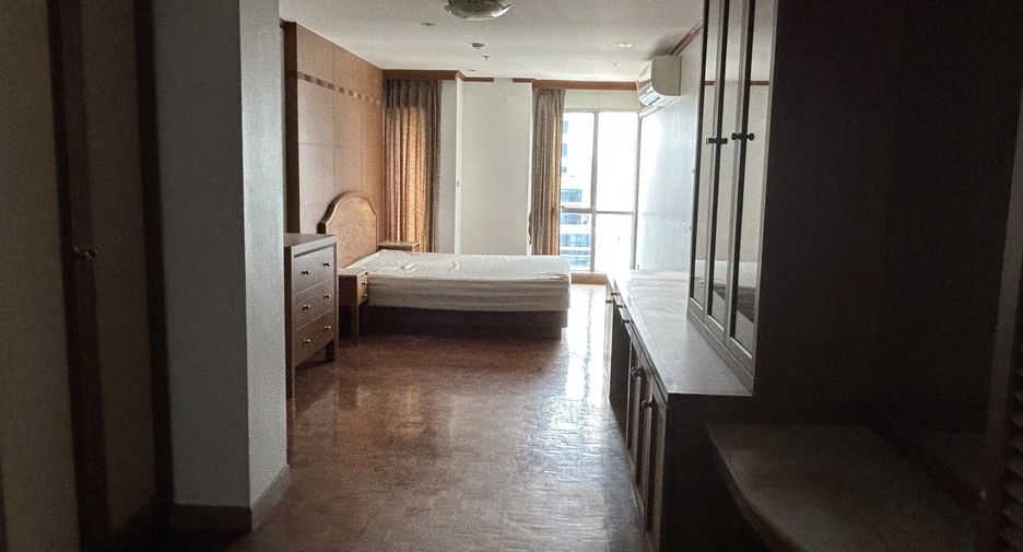 Condo en venta de 3 habitaciones en Sathon, Bangkok