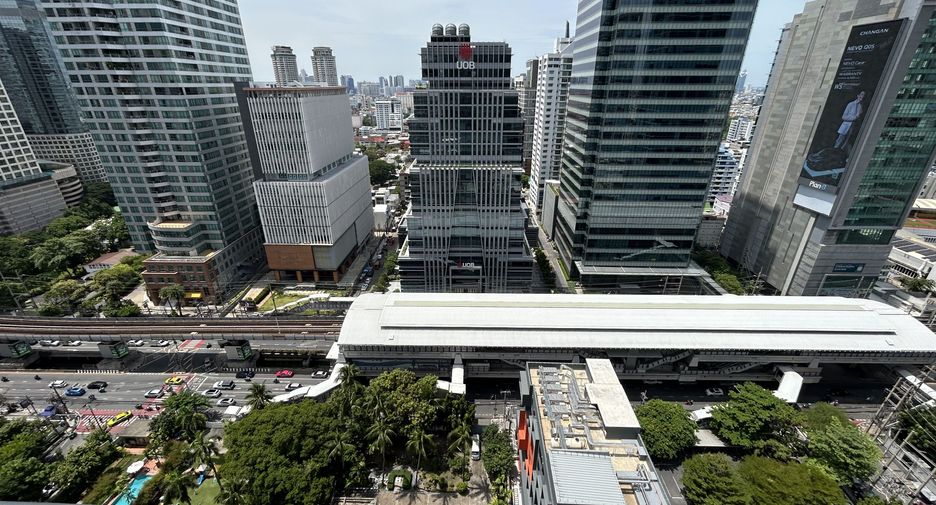 Condo en venta de 3 habitaciones en Sathon, Bangkok