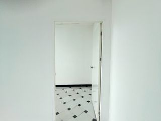 Oficina en alquiler en Huai Khwang, Bangkok