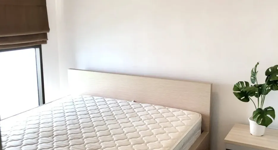 À louer studio condo à Bang Na, Bangkok