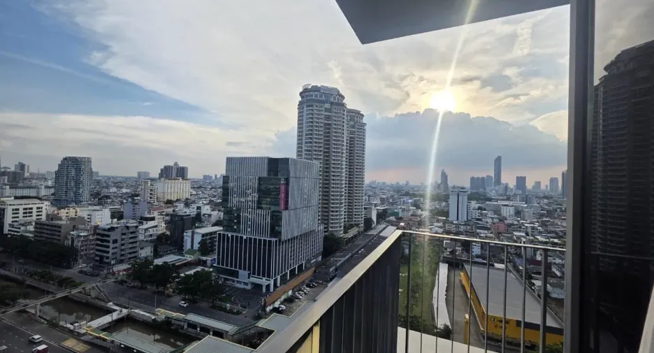 ขาย 1 เตียง คอนโด ใน สาทร, กรุงเทพฯ