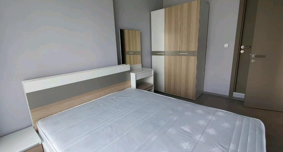 Condo en alquiler de 1 habitaciones en Huai Khwang, Bangkok