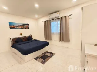 For rent 2 bedrooms townhouse in Bang Lamung, Chonburi