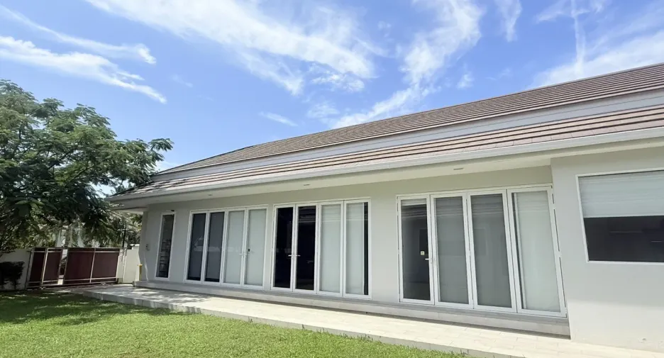 Villa en venta y en alquiler de 7 habitaciones en Hua Hin, Prachuap Khiri Khan