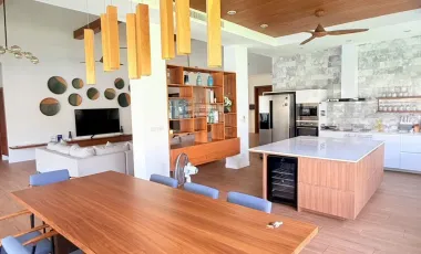 Villa en venta y en alquiler de 7 habitaciones en Hua Hin, Prachuap Khiri Khan