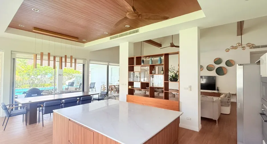 Villa en venta y en alquiler de 7 habitaciones en Hua Hin, Prachuap Khiri Khan