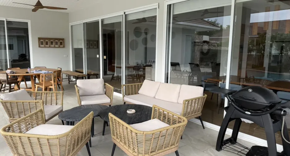 Villa en venta y en alquiler de 7 habitaciones en Hua Hin, Prachuap Khiri Khan