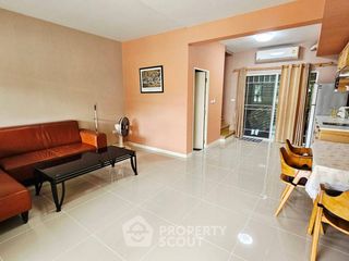 出租 2 卧室 联排别墅 在 Bang Phli, Samut Prakan