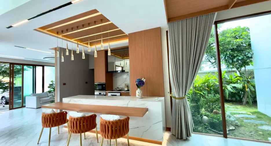 For sale 5 ベッドルーム villa in Bang Lamung, Chonburi