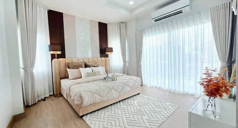 For sale and for rent 4 bedrooms villa in Bang Lamung, Chonburi