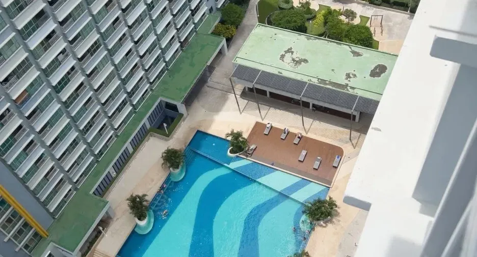 For rent 2 bedrooms condo 