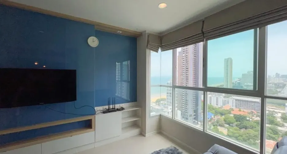 For rent 2 bedrooms condo 