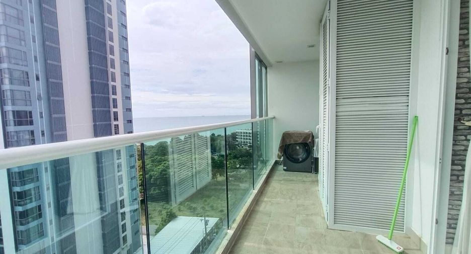 For sale 2 ベッドルーム condo in Bang Lamung, Chonburi