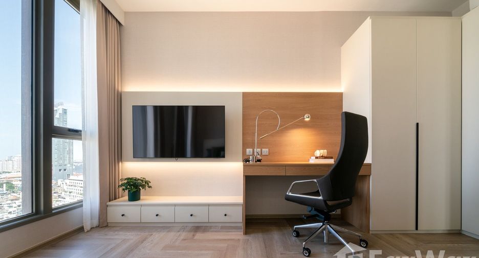 Condo en alquiler de 3 habitaciones en Bang Kho Laem, Bangkok