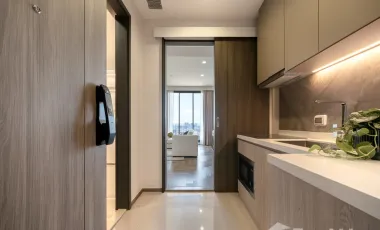 À louer 3 chambres condo à Bang Kho Laem, Bangkok