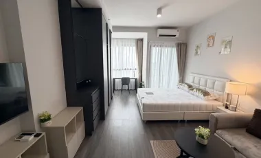 À louer studio condo à Khlong Toei, Bangkok