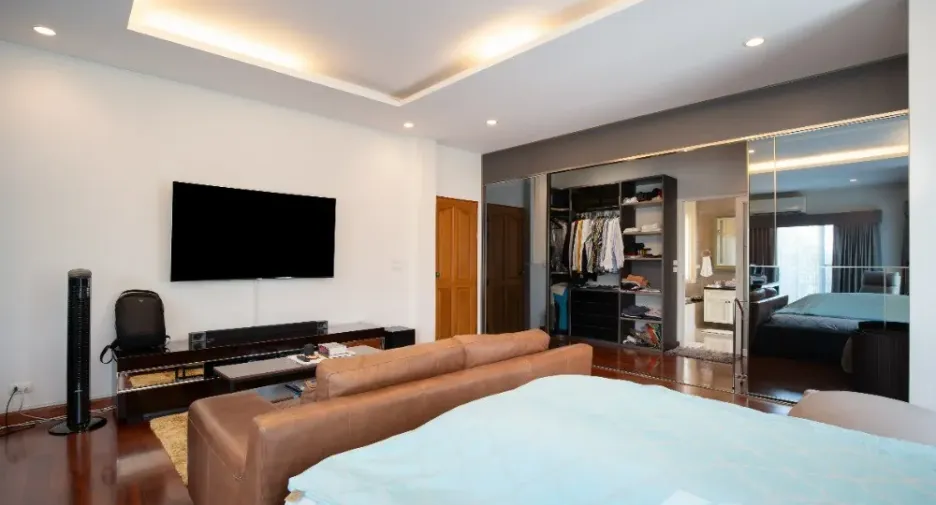 ขาย 5 ห้องนอน บ้านเดี่ยว ใน บางแค, กรุงเทพฯ