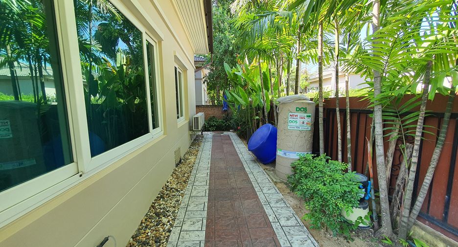For sale 5 bedrooms house in Bang Khae, Bangkok