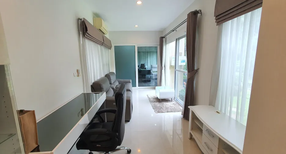 For sale 5 bedrooms house in Bang Khae, Bangkok