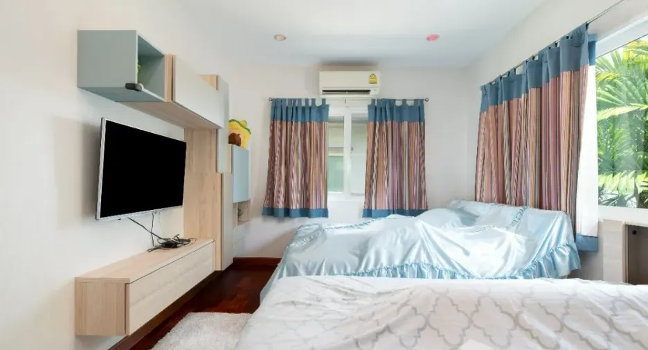 For sale 5 bedrooms house in Bang Khae, Bangkok