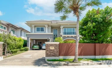For sale 5 bedrooms house in Bang Khae, Bangkok