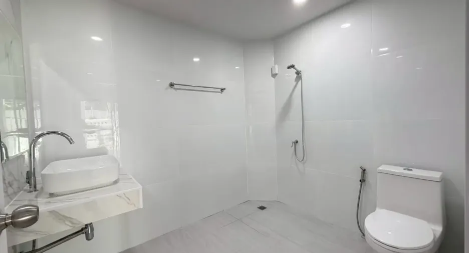 For sale 3 bedrooms house in Mueang Phuket, Phuket