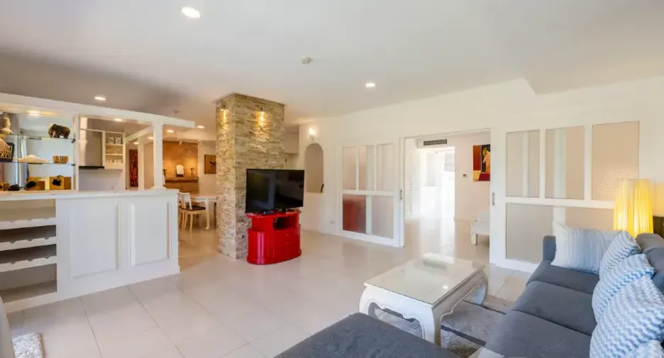 For sale 2 bedrooms condo in Mueang Phuket, Phuket
