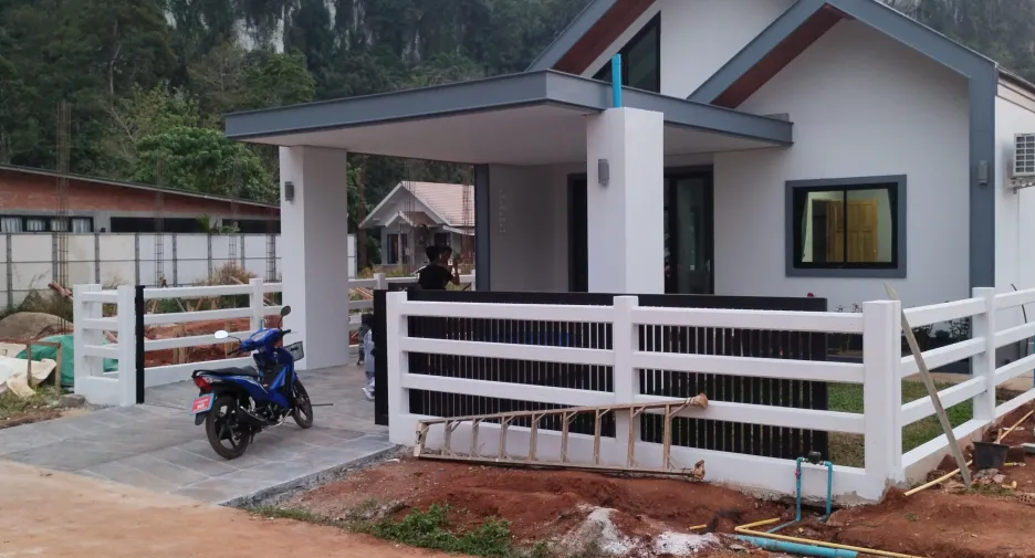 For sale 3 bedrooms house in Mueang Krabi, Krabi