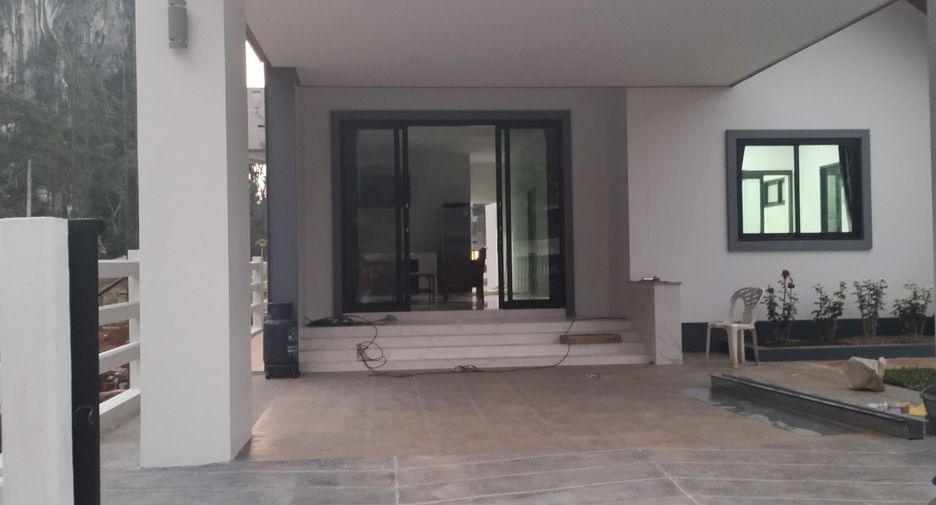 For sale 3 bedrooms house in Mueang Krabi, Krabi
