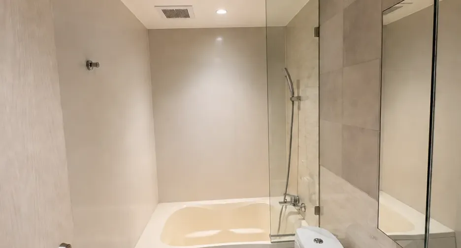 À vendre 1 chambre condo à Watthana, Bangkok