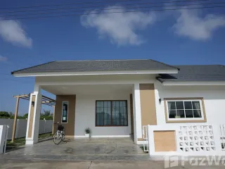 For rent 3 ベッドルーム house in San Kamphaeng, Chiang Mai