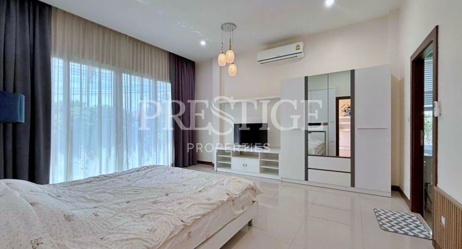 For rent 3 bedrooms house in Huay Yai, Pattaya