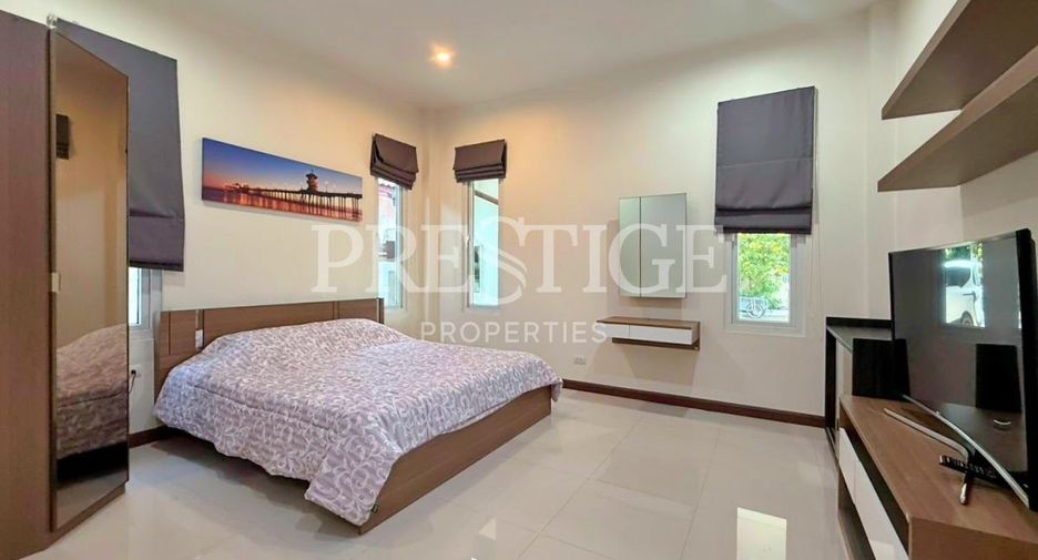 For rent 3 bedrooms house in Huay Yai, Pattaya