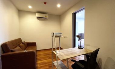 Wohnung zur Miete und zum Kauf mit 1 Zimmer in Pathum Wan, Bangkok