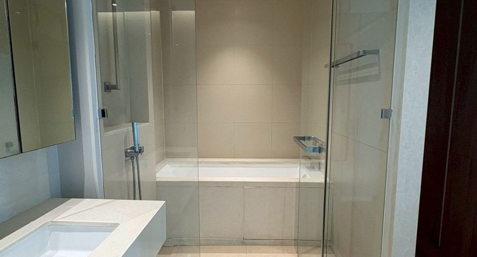 For rent 2 bedrooms condo in Sathon, Bangkok