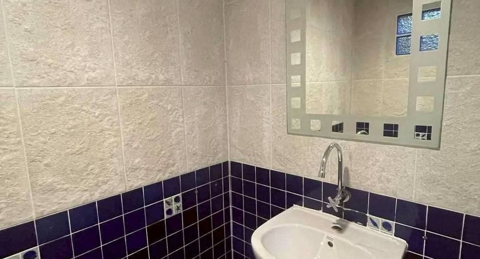 For rent and for sale 3 bedrooms townhouse in Suan Luang, Bangkok