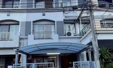 For rent and for sale 3 bedrooms townhouse in Suan Luang, Bangkok