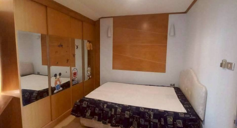For rent and for sale 3 bedrooms townhouse in Suan Luang, Bangkok