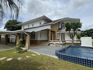 Haus zur Miete mit 4 Zimmer in Mueang Samut Prakan, Samut Prakan