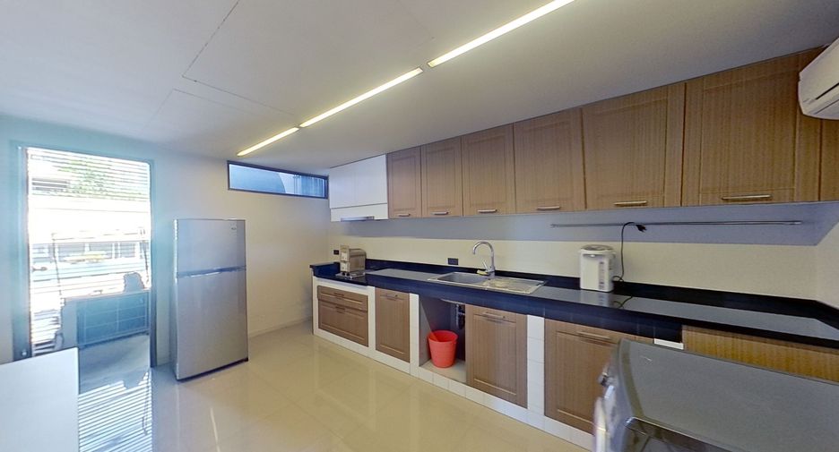 Wohnung zum Kauf und zur Miete mit 3 Zimmer in Watthana, Bangkok