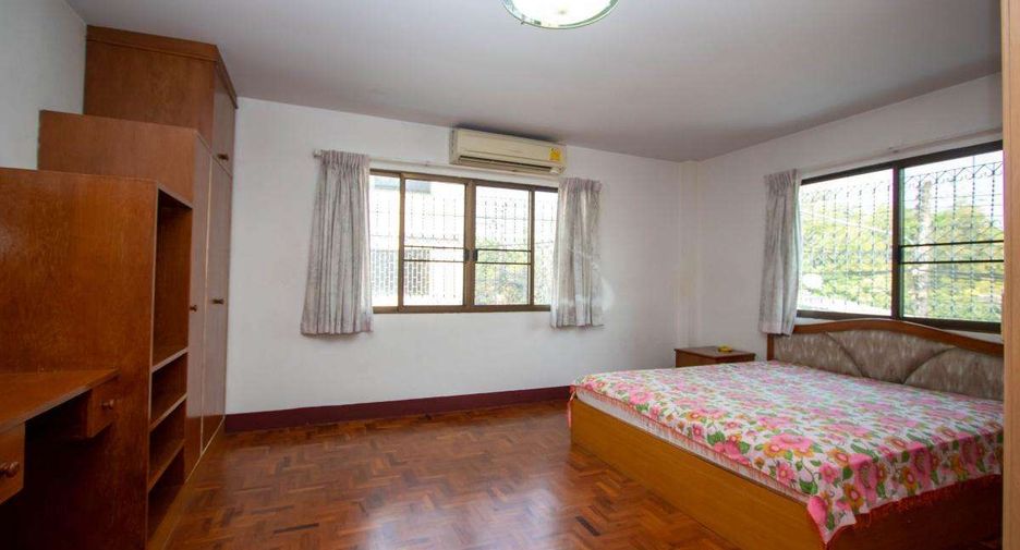 出租 4 卧室 独立屋 在 Mueang Chiang Mai, Chiang Mai
