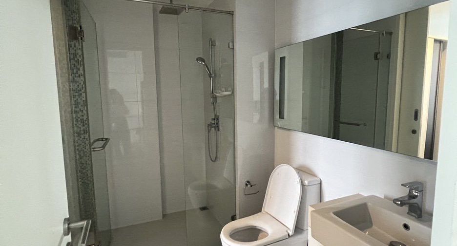 Condo en venta y en alquiler de 1 habitaciones en Sathon, Bangkok