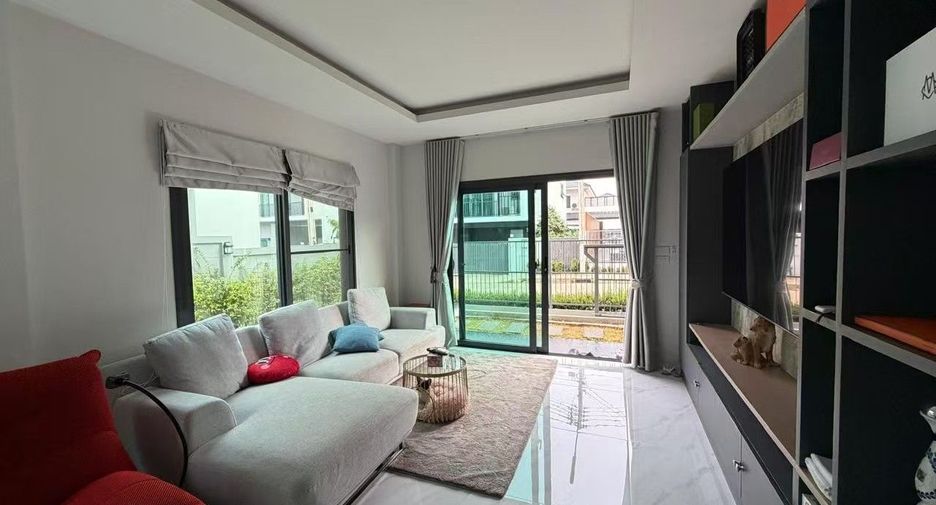 出售 4 卧室 独立屋 在 Bang Lamung, Chon Buri