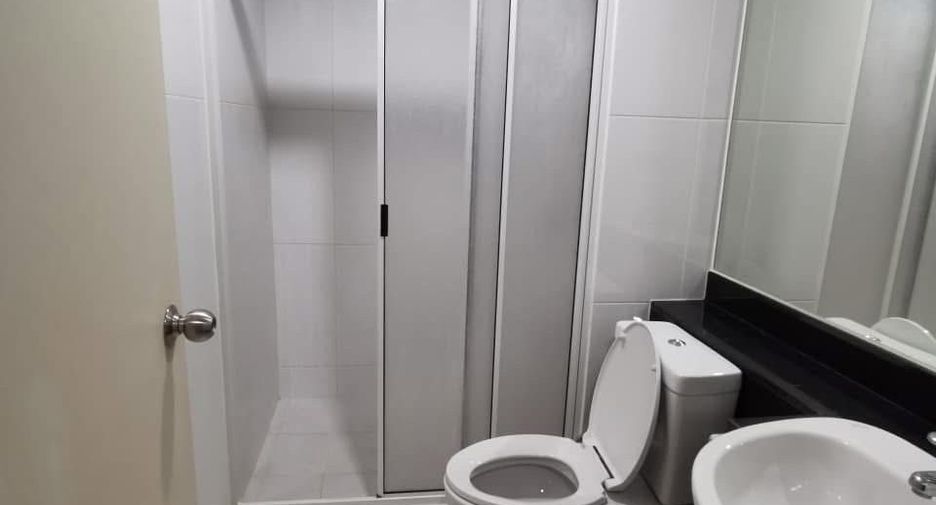 À louer 1 chambre condo à Thon Buri, Bangkok