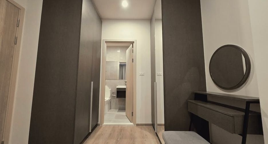 Wohnung zur Miete mit 1 Zimmer in Huai Khwang, Bangkok
