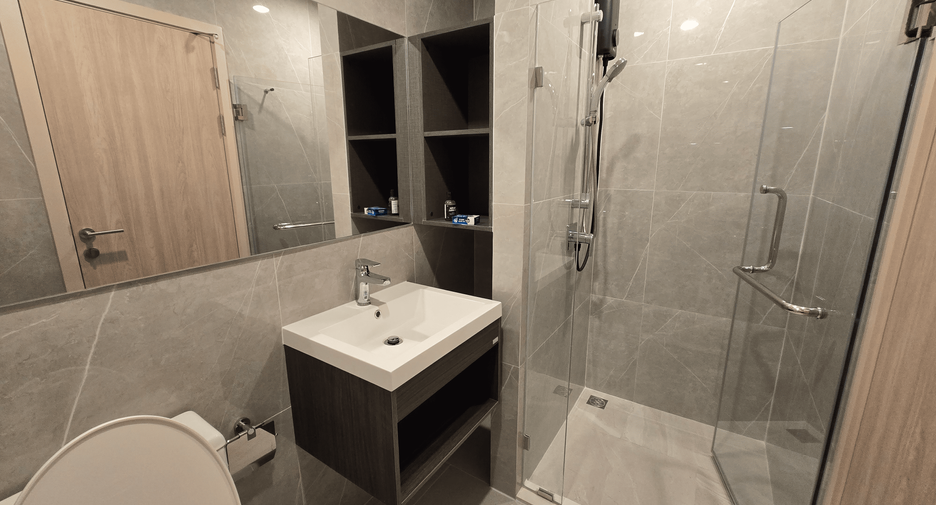 Wohnung zur Miete mit 1 Zimmer in Huai Khwang, Bangkok