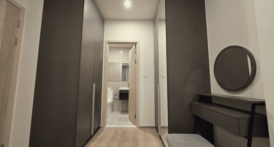 Wohnung zur Miete mit 1 Zimmer in Huai Khwang, Bangkok