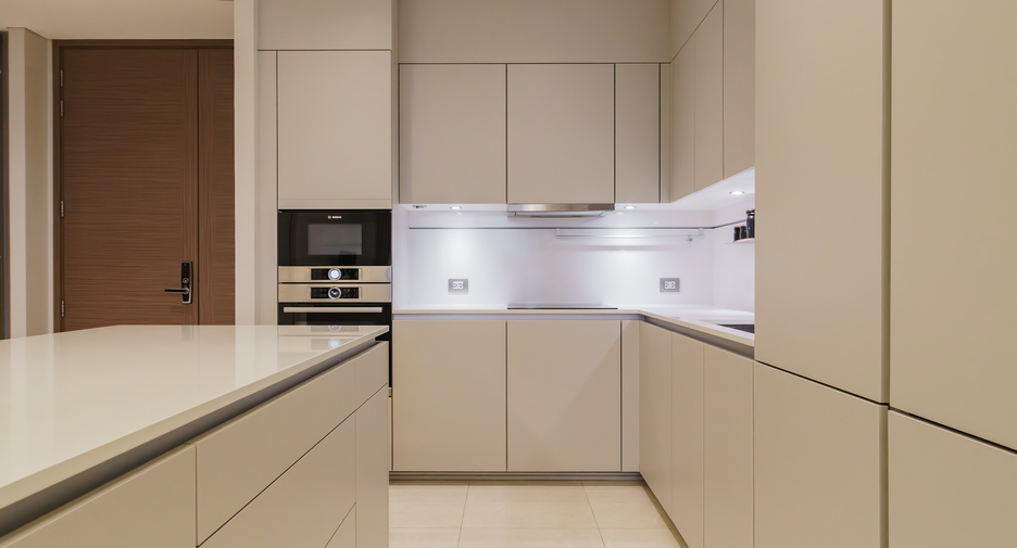 Condo en venta y en alquiler de 2 habitaciones en Pathum Wan, Bangkok