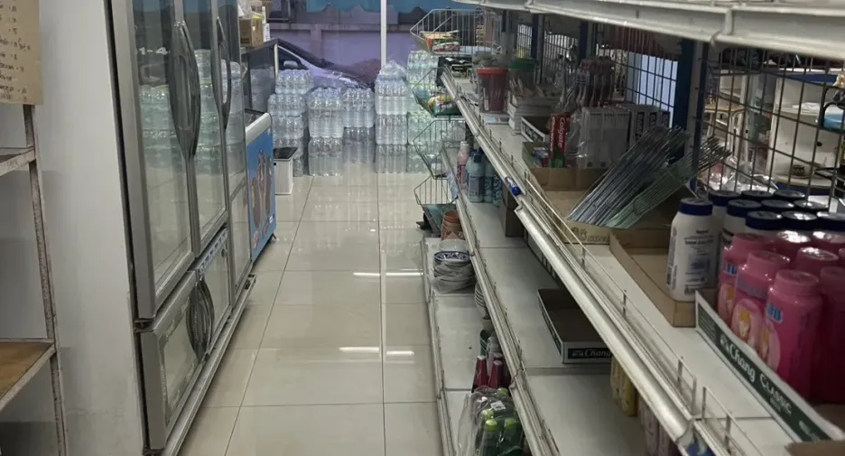 Gewerbefläche zum Kauf mit 3 Zimmer in Mueang Samut Prakan, Samut Prakan