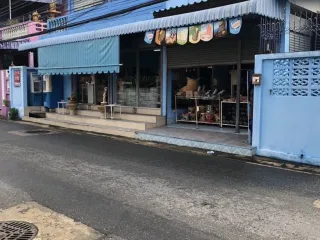 出售 3 卧室 商业空间 在 Mueang Samut Prakan, Samut Prakan